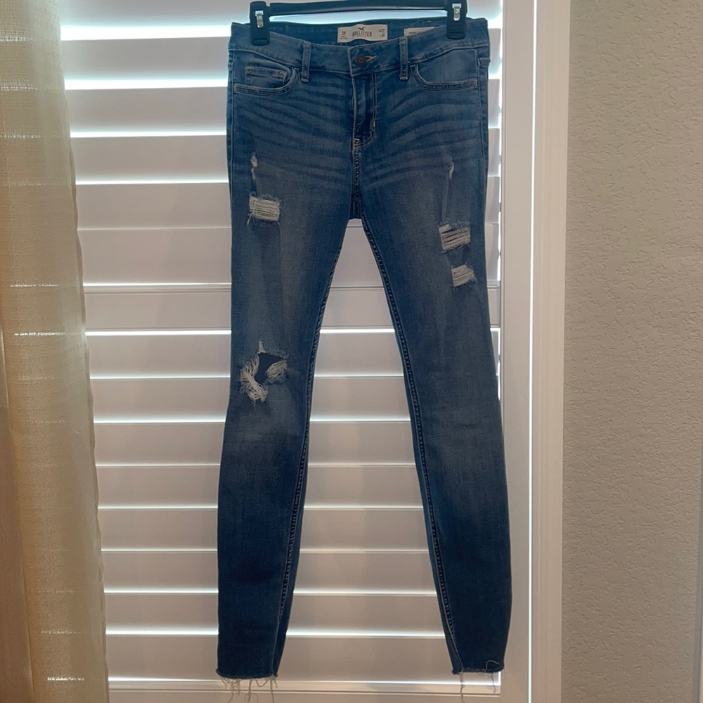 Hollister skinny jeans